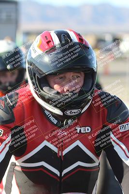 media/Dec-01-2025-Moto Forza (Mon) [[2daa91e15f]]/4-Around the Pits/